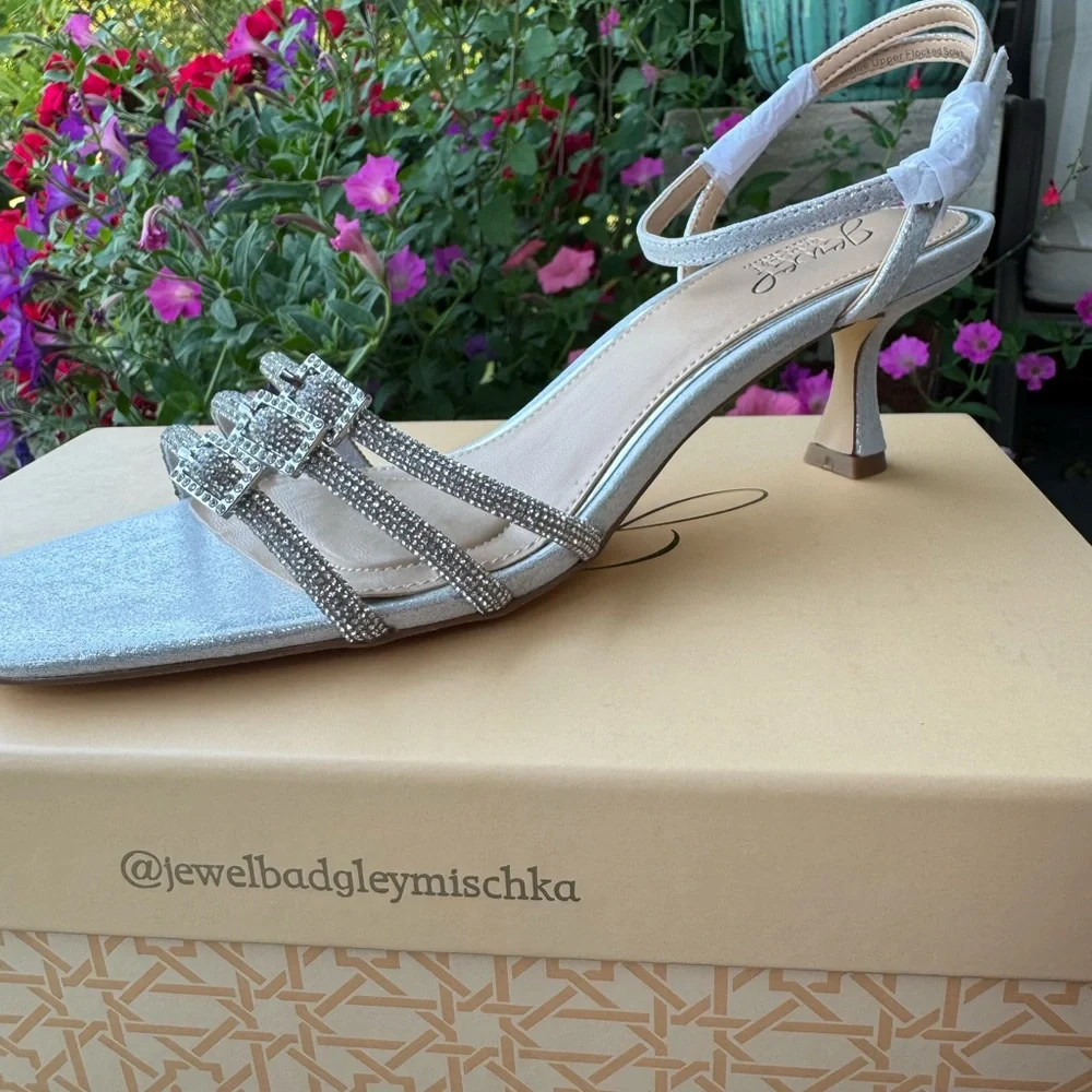 BADGLEY MISCHKA TESSLYNN Silver Jewel Sandals